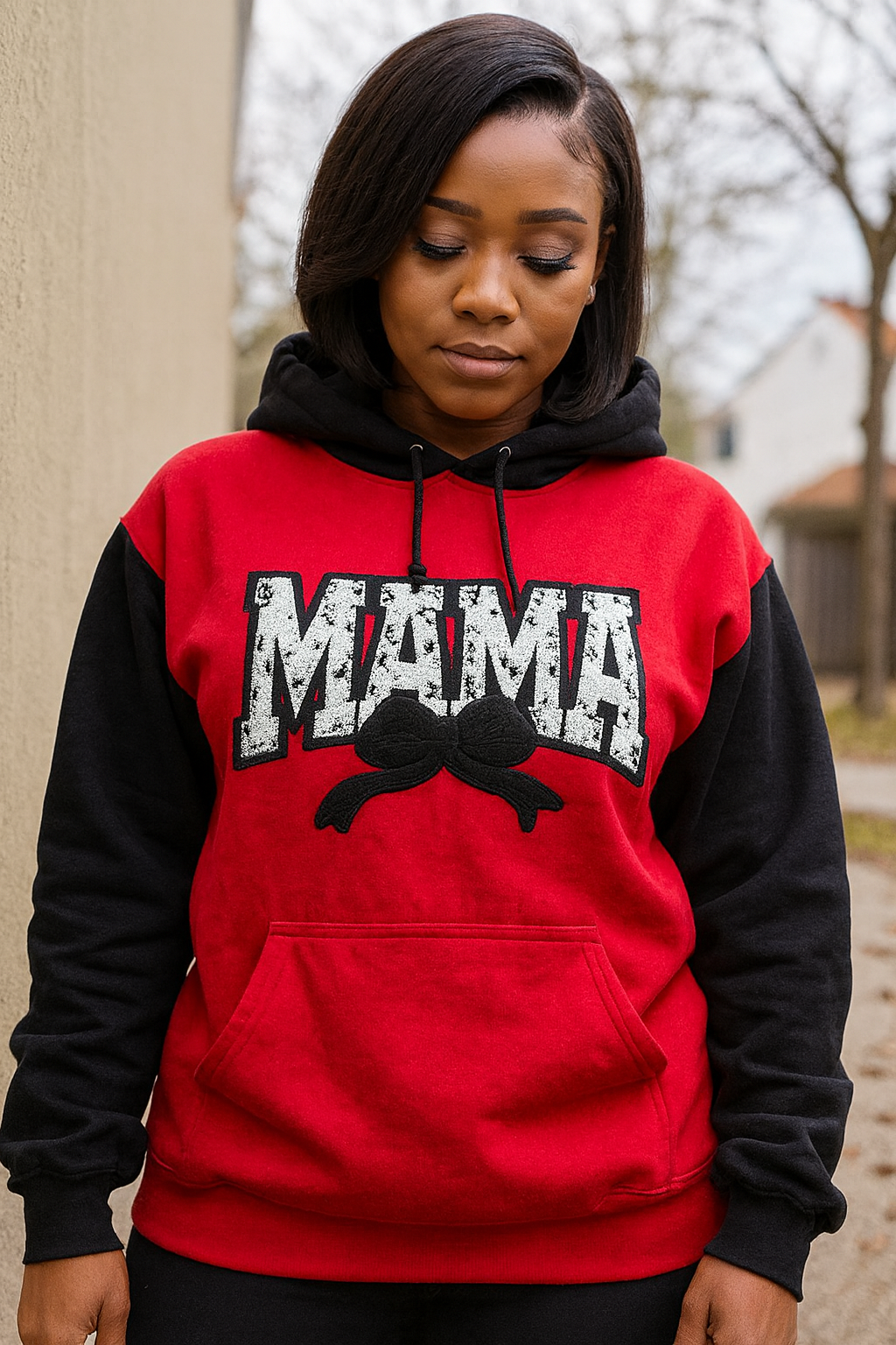 MAMA Hoodie | Cozy Graphic Hoodie for Moms | Stylish Gift | Women’s Casual Sweatshirt